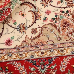Isfahan Mehrabi auf Seide