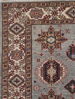 Kazak Ghazni