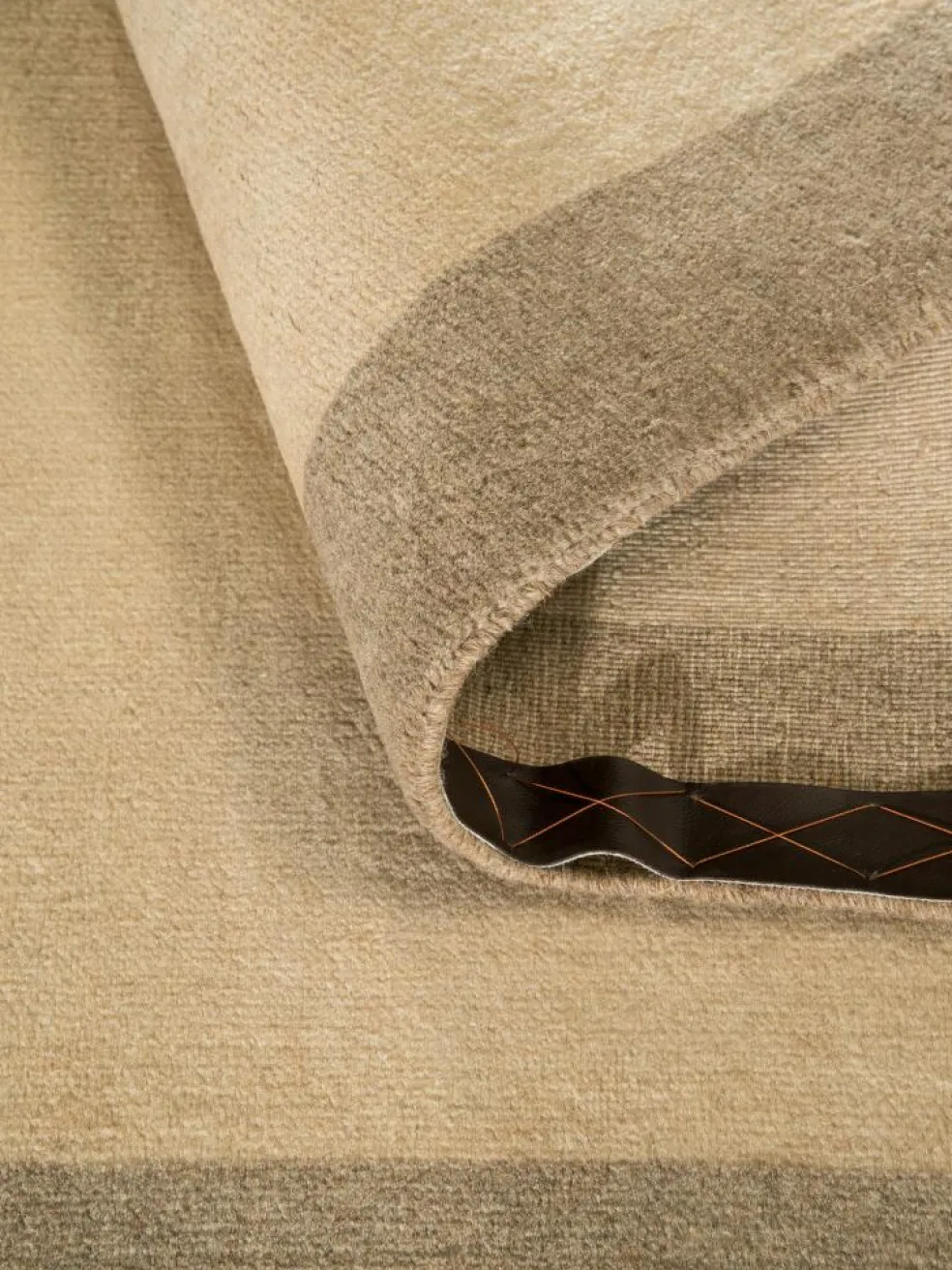 Persischer Loribaff
