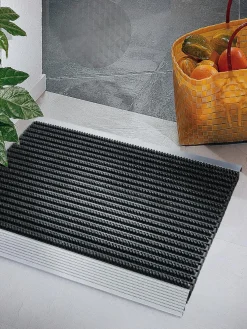 Top Brush